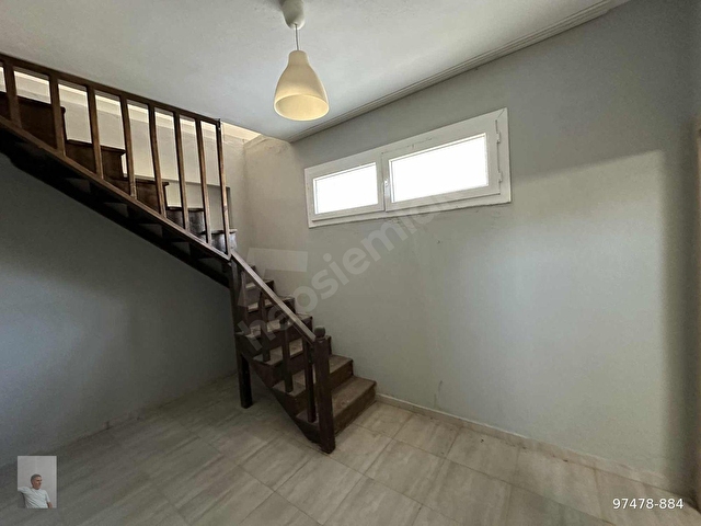 Ula Girişinde Yerden Isıtmalı Kiralık Ters Dublex 2+2 - Görsel 12