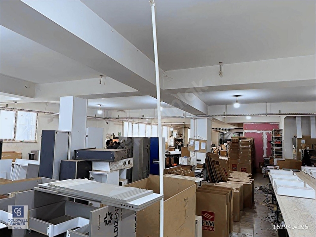 HADIMKÖY YOLU 33M CEPHELİ SHOWROOM+DEPO TİCARİ BİNA 4250M2 - Görsel 26