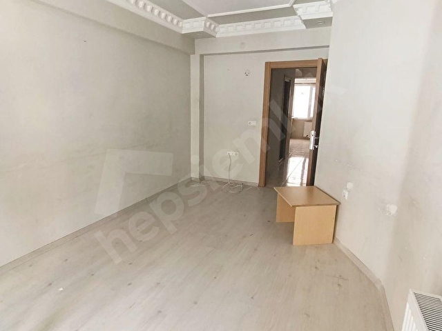 SAADETDERE METROBÜSE YAKIN MASRAFSIZ 1+1 SATILIK DAİRE - Görsel 3