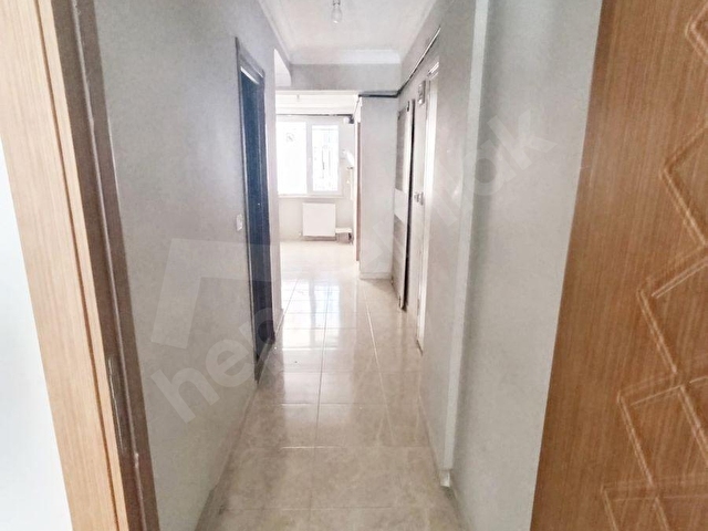SAADETDERE METROBÜSE YAKIN MASRAFSIZ 1+1 SATILIK DAİRE - Görsel 11
