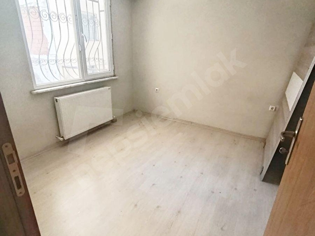 SAADETDERE METROBÜSE YAKIN MASRAFSIZ 1+1 SATILIK DAİRE - Görsel 5