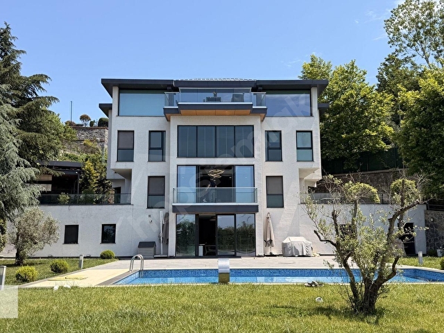 Yavuzselim Mahallesinde 2000 m2 arsa içerisinde lüx eşyalı villa - Görsel 24