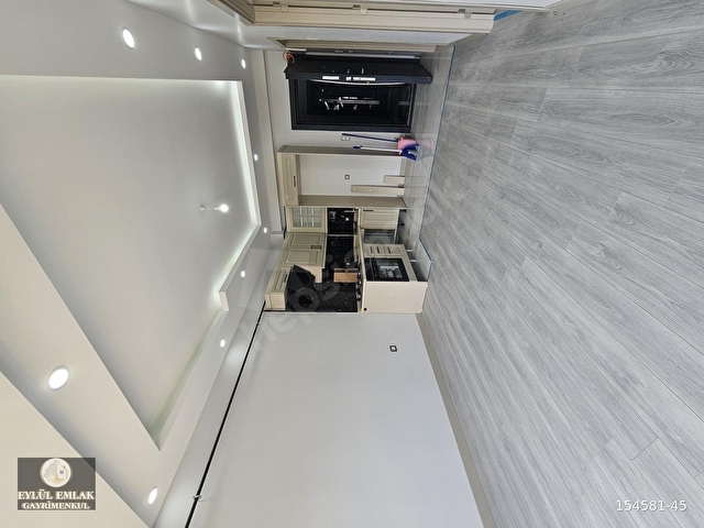 EYLÜL EMLAKTAN TREDAŞ MÜD. KARŞISINDA LÜX KİRALIK 1+1 DAİRE