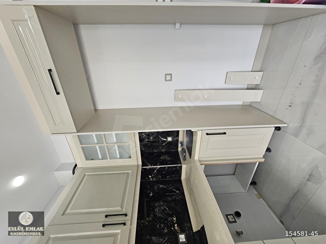 EYLÜL EMLAKTAN TREDAŞ MÜD. KARŞISINDA LÜX KİRALIK 1+1 DAİRE - Görsel 19