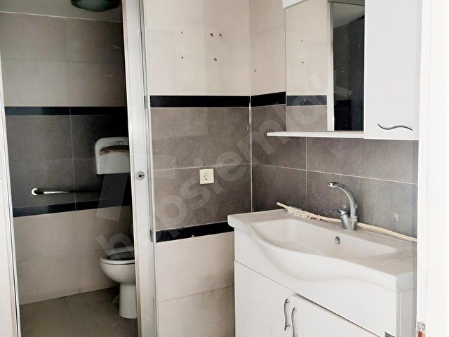 ALSANCAKIN MERKEZİNDE, CADDE MANZARALI, 4+1 KİRALIK OFİS - Görsel 27