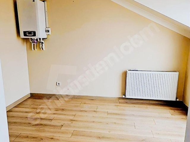 ŞİŞLİ KOCAMANSUR SOKAKda GENÇ BİNADA TERASLI KİRALIK DAİRE - Görsel 7