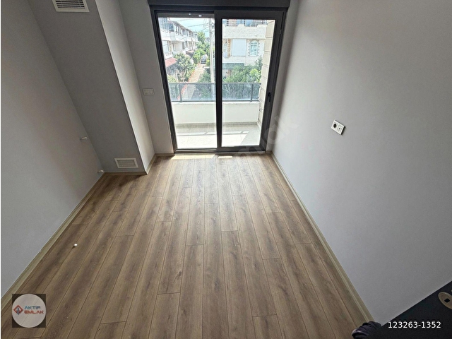 🛑🛑AKTİFTEN GÜREDE SATILIK DENİZE 200MT OTOPARKLI HARİKA 3+1 MÜSTAKİL EV - Görsel 10