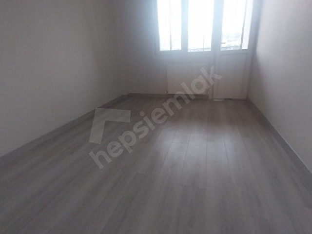 ORTAKÖY MERKEZDE,SAHİLE YAKIN,4.KAT,GENİŞ 2+1,90M2,KOMPLE YENİLENMİŞ,ŞIK BAKIMLI,DENİZ MANZARALI - Görsel 14