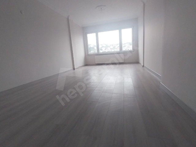 ORTAKÖY MERKEZDE,SAHİLE YAKIN,4.KAT,GENİŞ 2+1,90M2,KOMPLE YENİLENMİŞ,ŞIK BAKIMLI,DENİZ MANZARALI - Görsel 21