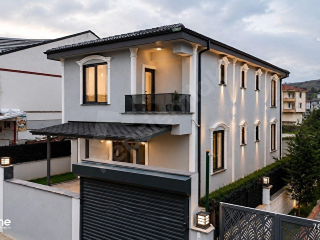 🌳🏡 KARASUDA TAM MÜSTAKİL YAŞAM! 264 M² ARSA İÇİNDE 4+1 OTOPARKLI SIFIR DUBLEKS VİLLA 🌳 - Görsel 2