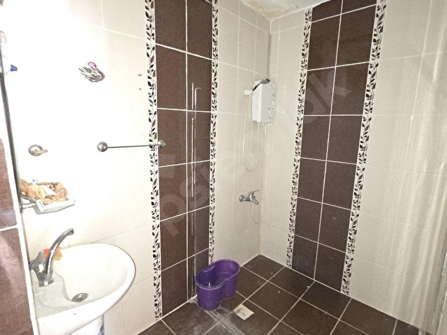 BEŞYOLDA PARKIN KARŞISINDA 6KATIN 2 Cİ KAT FULL YAPILI ACİLL S - Görsel 6
