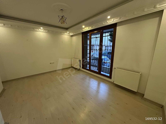 KÜÇÜKÇEKMECE YENİMAHALLEDE SATILIK 10 YILLIK ÖN CEPHE 2+1 DAİRE - Görsel 3