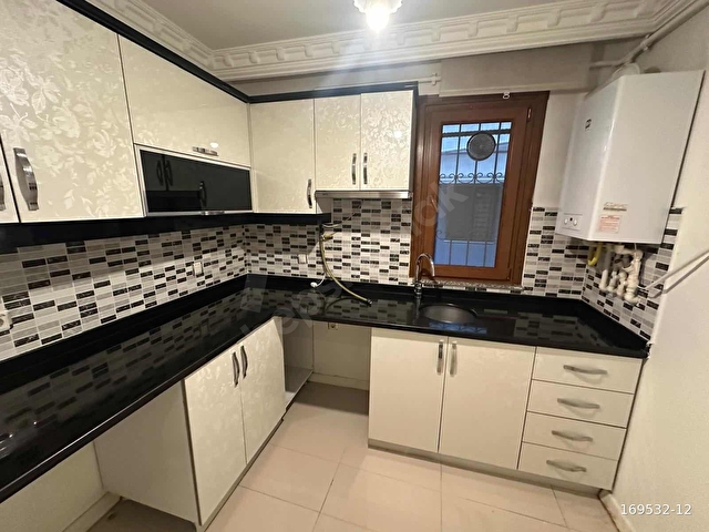 KÜÇÜKÇEKMECE YENİMAHALLEDE SATILIK 10 YILLIK ÖN CEPHE 2+1 DAİRE - Görsel 7