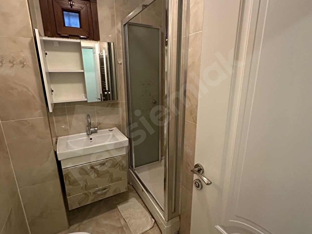 KÜÇÜKÇEKMECE YENİMAHALLEDE SATILIK 10 YILLIK ÖN CEPHE 2+1 DAİRE - Görsel 18