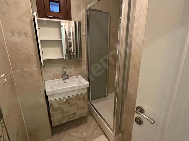 KÜÇÜKÇEKMECE YENİMAHALLEDE SATILIK 10 YILLIK ÖN CEPHE 2+1 DAİRE - Görsel 21