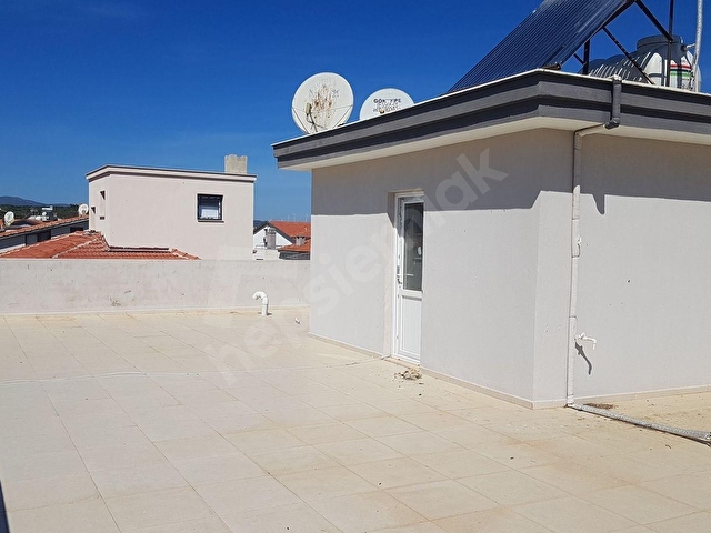 SIĞACIK MERKEZDE ZEMİN ÜSTÜ ARA KAT KİRALIK 65m2 1+1 - Görsel 24