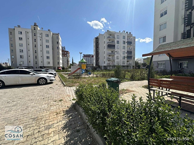 KEPEZ DEVLET HASTANESİNİN YANI AYRI MUTFAKLI SİTE İÇİNDE 2+1