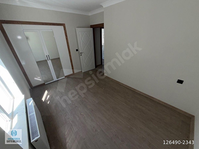 AKŞEMSETTİN MAHDE 3+1 ARA KATTA OTURUMA HAZIR SIFIR DAİRE..... - Görsel 16