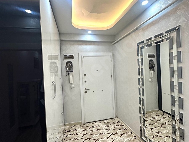 Mirzaevler Seyrantepe Tramvay karşısı Cadde üstü - Görsel 26