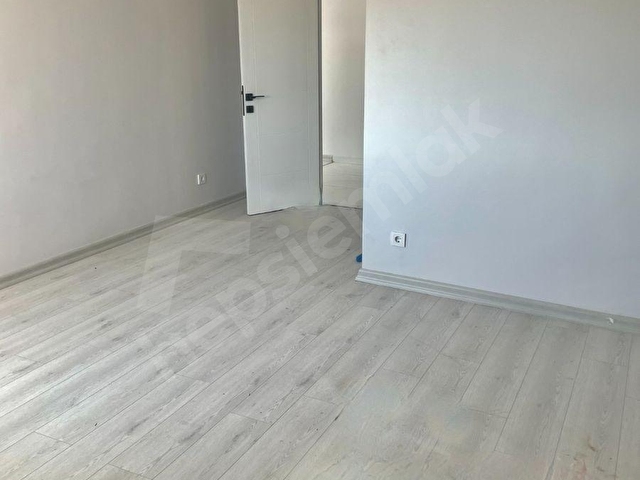 FERİKÖY BATI CAD 3 +1 110 m² YENİLENMİŞ TERASLI ASANSÖRLÜ - Görsel 21