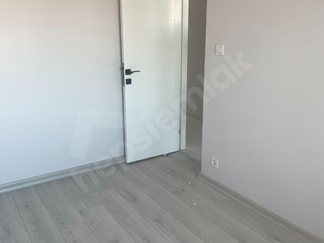 FERİKÖY BATI CAD 3 +1 110 m² YENİLENMİŞ TERASLI ASANSÖRLÜ - Görsel 17