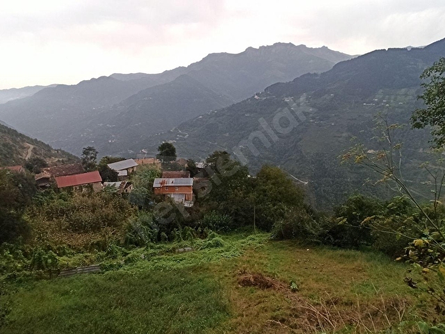 TRABZON ARAKLI DAĞBAŞI KÖYÜ MÜKEMMEL MANZARALI İMARLI ARSA - Görsel 9