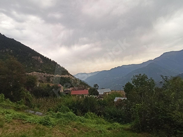 TRABZON ARAKLI DAĞBAŞI KÖYÜ MÜKEMMEL MANZARALI İMARLI ARSA - Görsel 8