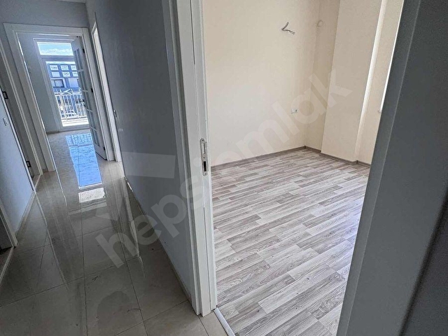 Döşemealtı Merkezde Sıfır, İskanlı, 3 Cepheli Cadde Üzeri Daire - Görsel 12
