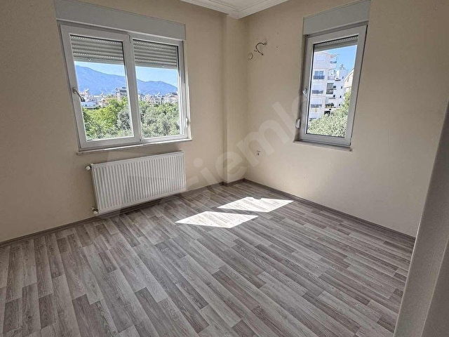 Döşemealtı Merkezde Sıfır, İskanlı, 3 Cepheli Cadde Üzeri Daire - Görsel 9