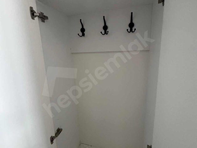 CUMHURİYET MAHALLESİ 1+1 SATILIK DAİRE - Görsel 8