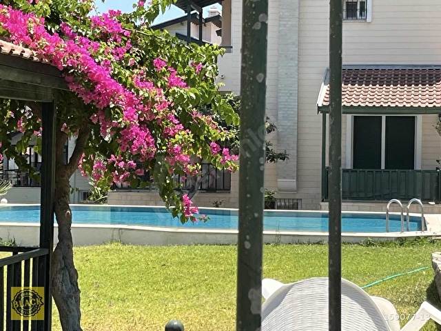 Çeşme İsmet İnönü Mahallesinde Satılık 5+1 Villa - Görsel 17