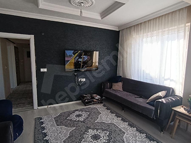 ERGENE CUMHURİYET MAHALLESİ 2+1 ARAKAT SATILIK DAİRE