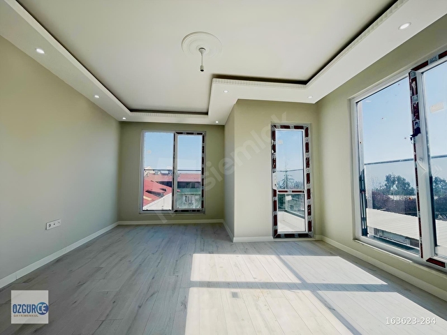 ÖZGÜRCE GYDDEN TATLIKUYUDA ASANSRLÜ 3+1 ARA KAT FIRSAT DAİRE