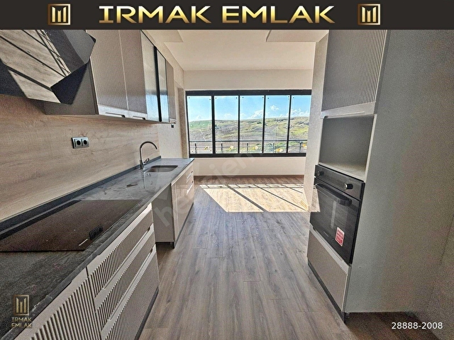 Atayurt Mahallesi Yerden Isıtma 2 Blok Site 2+1 Bağımsız Mutfak Daire