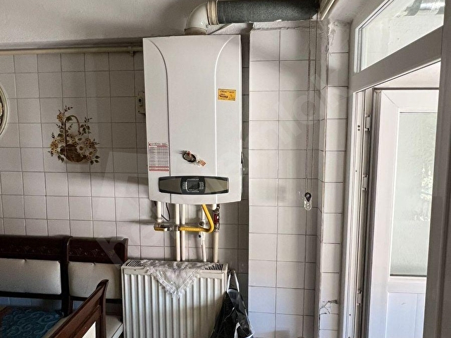 ETLİK YUNUS EMRE CADDESİ ÜZERİNDE ARA KAT EŞYALI - Görsel 6