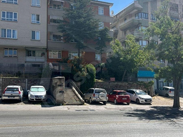 ETLİK YUNUS EMRE CADDESİ ÜZERİNDE ARA KAT EŞYALI