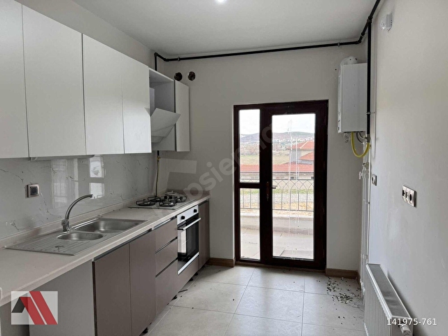 SÜMBÜLLERDEN ÖMERBEY TOKİDE ŞEHİR MANZARALI ARAKAT 2+1 DAİRE
