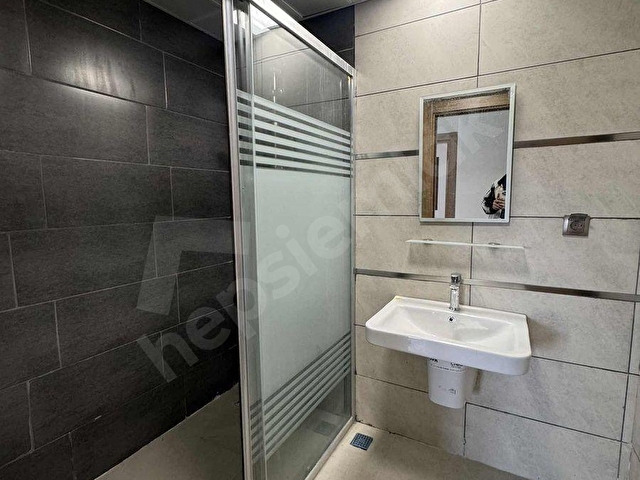 SÜMBÜLLERDEN ÖMERBEY TOKİDE ŞEHİR MANZARALI ARAKAT 2+1 DAİRE - Görsel 9