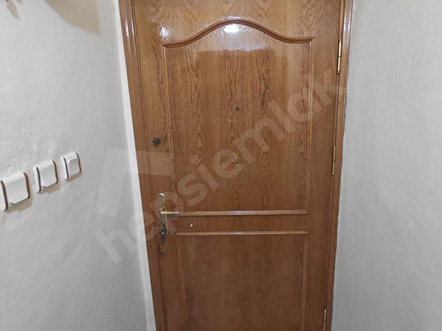 CADDE ÜZERİ MERKEZDE KİRALIK EŞYALI 2+1 DAİRE VİRA GAYRİMENKUL - Görsel 4