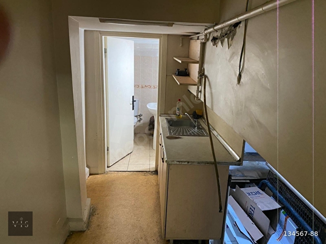 VİS EMLAKTAN   BEŞİKTAŞ BARBAROS BULVARINDA 3BÖLÜMLÜ 180 M2 HER İŞE UYGUN KUPON DÜKKAN - Görsel 5