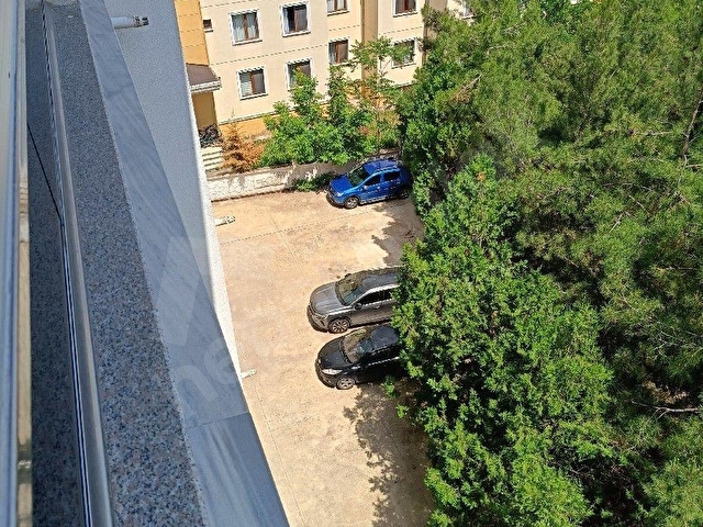 EDİRNE MERKEZ GÖLET MEVKİİ GENİŞ, MOBİLYALI BEYAZ EŞYALI KİRALIK 1+1 DAİRE. - Görsel 18