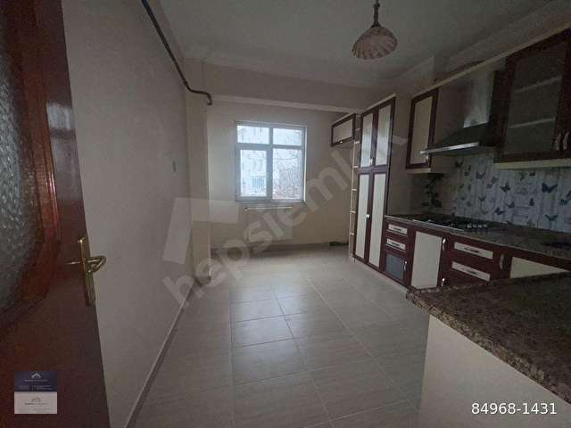 AK AUTO GAYRİMENKULDEN - Çınarlı Mahallesi Kiralık 3+1 Daire - Görsel 10