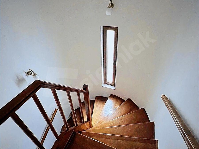 GİRİŞİM SİTESİNDE YEŞİLLİKLER İÇİNDE 2 KATLI VİLLA - Görsel 16