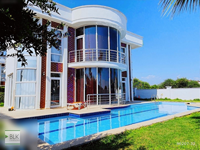 Satilik villa belek