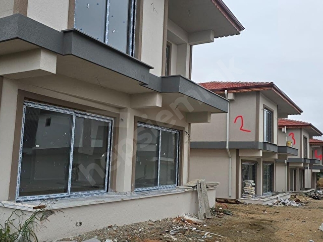 KİRALIK 4 ADET SIFIR VİLLA TAPU SAHİBİ PERTA EMLAK ÜMİT TAHMAZ - Görsel 5