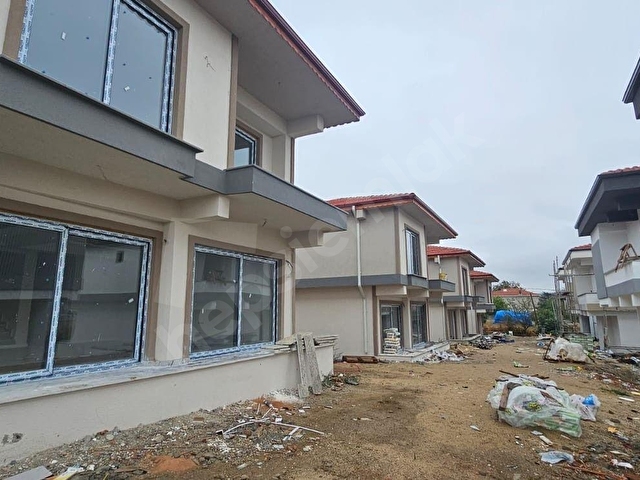 KİRALIK 4 ADET SIFIR VİLLA TAPU SAHİBİ PERTA EMLAK ÜMİT TAHMAZ - Görsel 9
