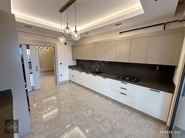 YAMAÇTEPEDE MUHTEŞEM LOKASYONDA ARAKAT İSKANL 4.5+1 FIRSAT DAİRE - Görsel 3