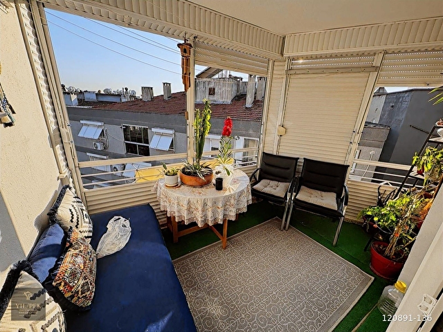 BORNOVA HÜKÜMET KONAĞI YAKINI GENİŞ FERAH ASANSÖRLÜ 3+1 DAİRE - Görsel 5