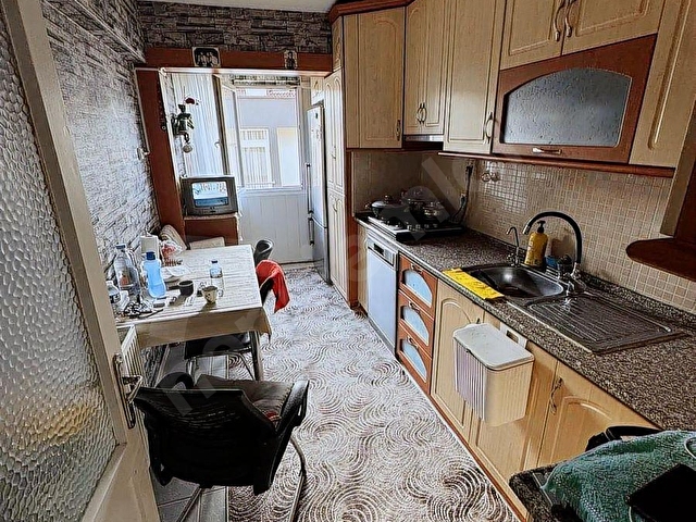 BORNOVA HÜKÜMET KONAĞI YAKINI GENİŞ FERAH ASANSÖRLÜ 3+1 DAİRE - Görsel 11