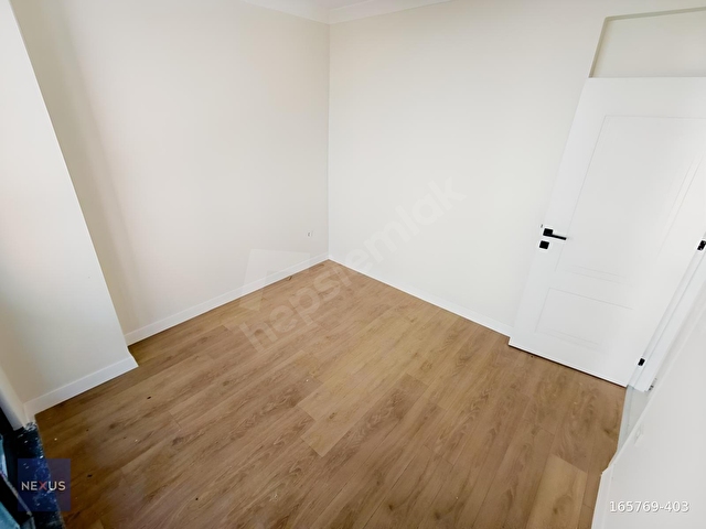 SANCAKTEPEDE METROYA ve RİNGS AVMYE KOMŞU SATILIK 3+2 DAİRE - Görsel 9